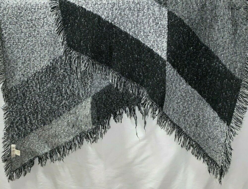 Francesca’s Women Accessories Oversized Scarf Black/Grey Fringe